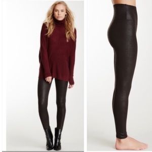 Yummie by Heather Thomson black leather leggings M